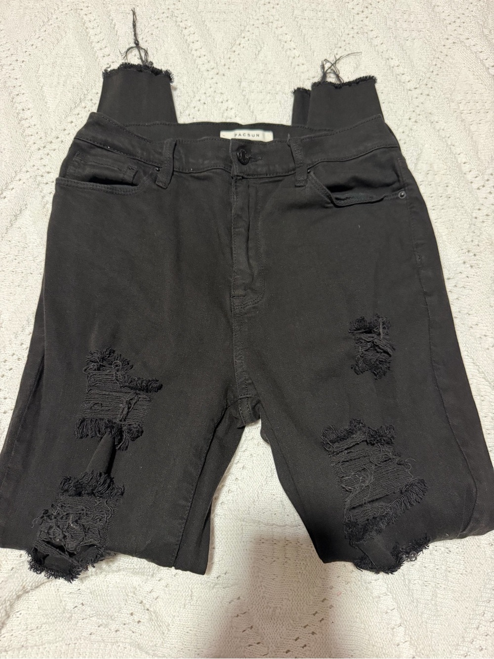 PacSun Black Distressed Ankle Crop Jeans